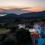 Nektaria Alikias