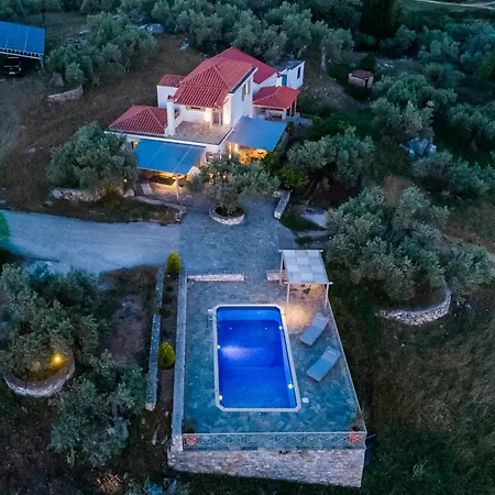 Nektaria Alikias