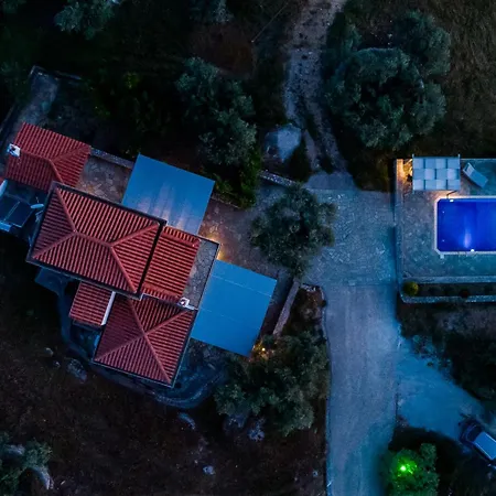 Nektaria Villa Alikias