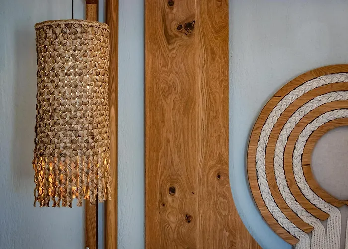 Nektaria Villa Alikias