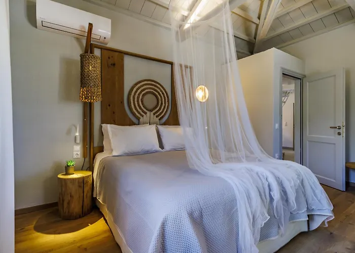 Nektaria * Alikiász